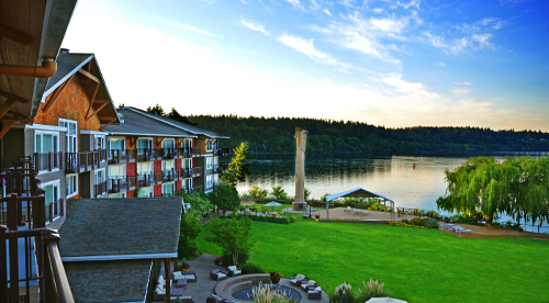 BALCONY-Water-View_RESIZE.jpg